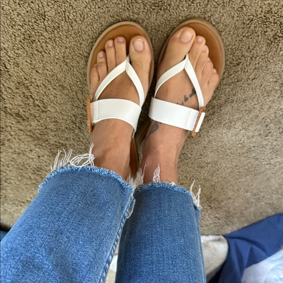 Leather white sandals 7.5 - Picture 2 of 4